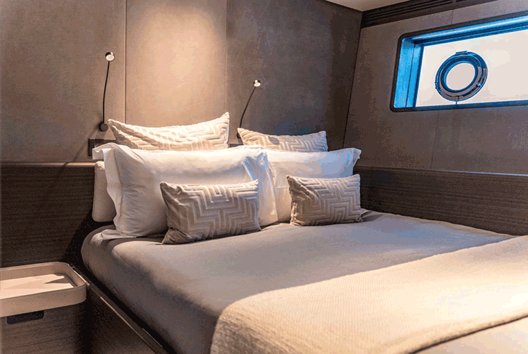 Custom Line Navetta 30